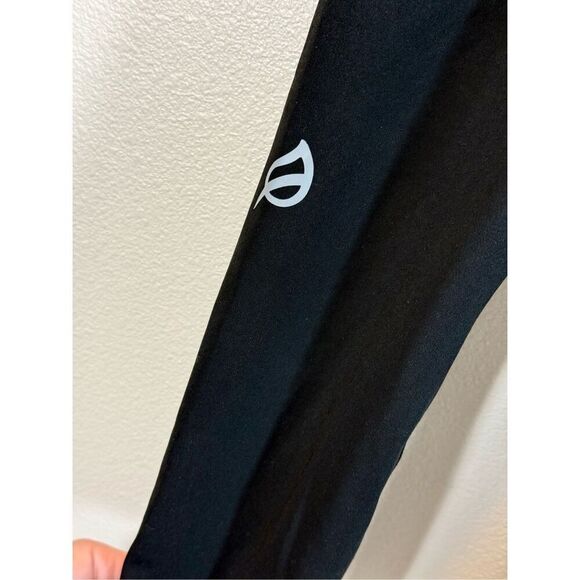 NWOT P’tula Black Seamless Flexible Leggings Women's XS - Picture 2 of 10